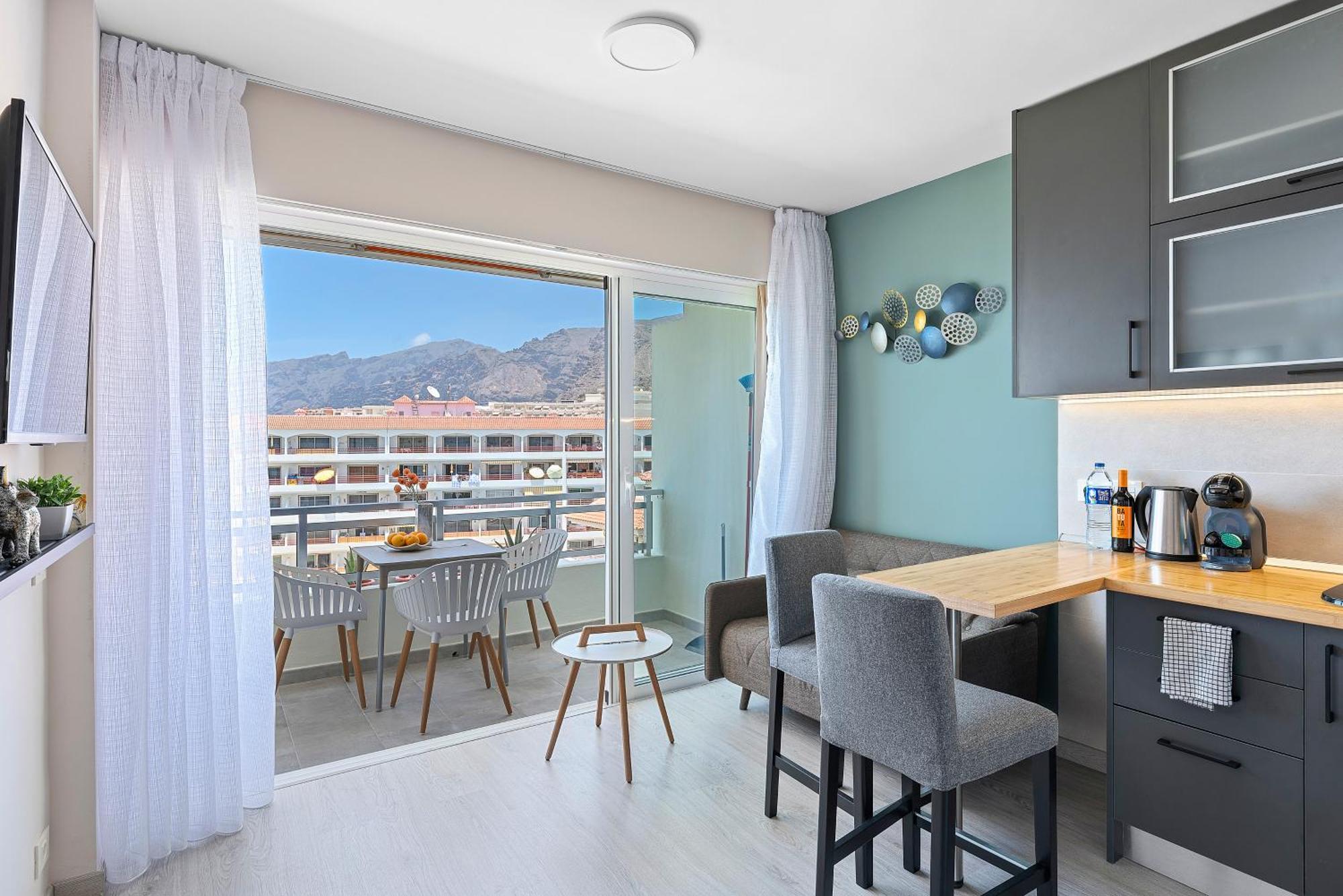 Arenas Negras Playa La Arena, Newly Renovated Apartman Puerto de Santiago  Kültér fotó