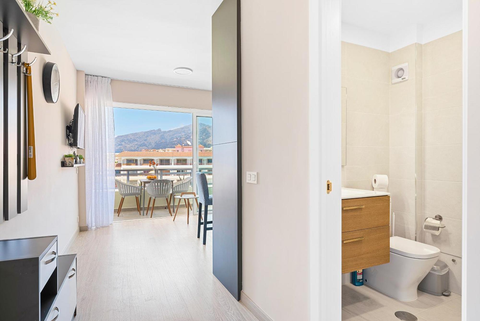 Arenas Negras Playa La Arena, Newly Renovated Apartman Puerto de Santiago  Kültér fotó